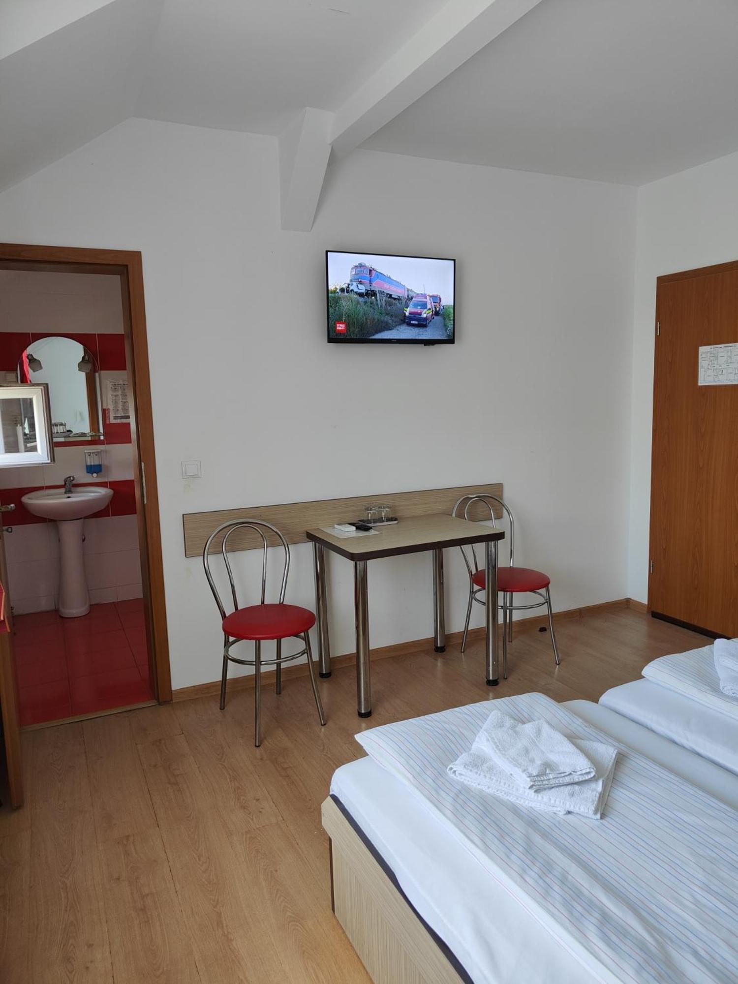 Pensiunea Eli Sibiu Exteriér fotografie